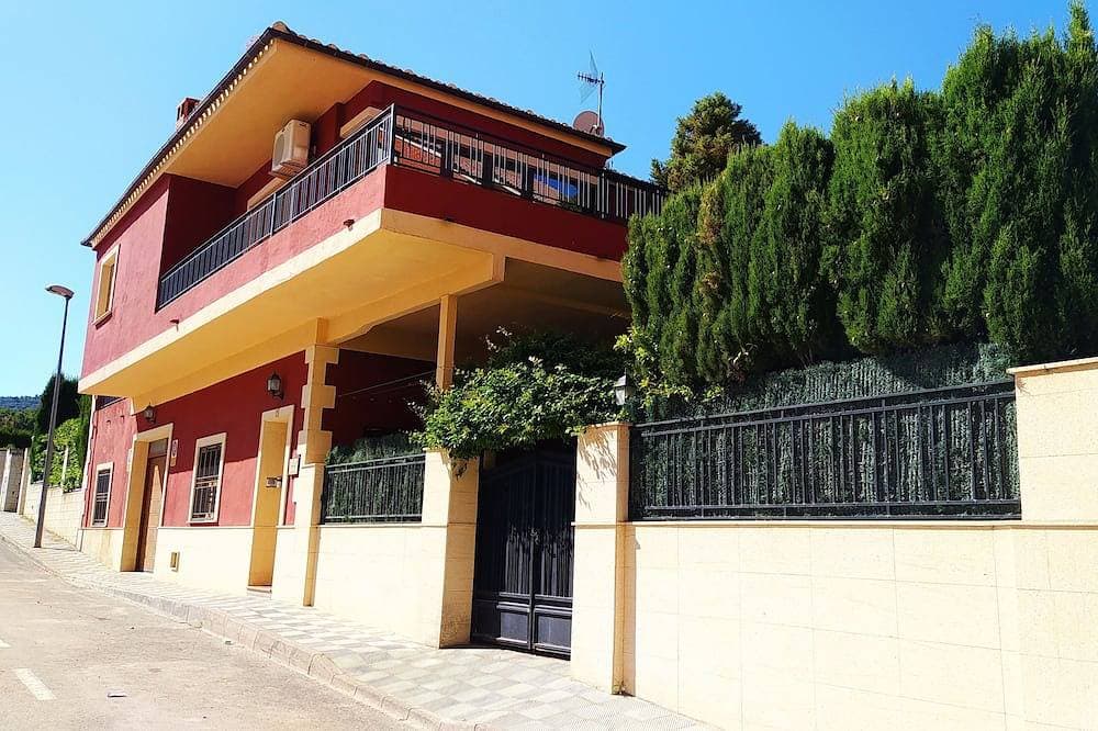 Foto 8 von 30: Angebot Juli-August Villa mit privatem Pool und Garten