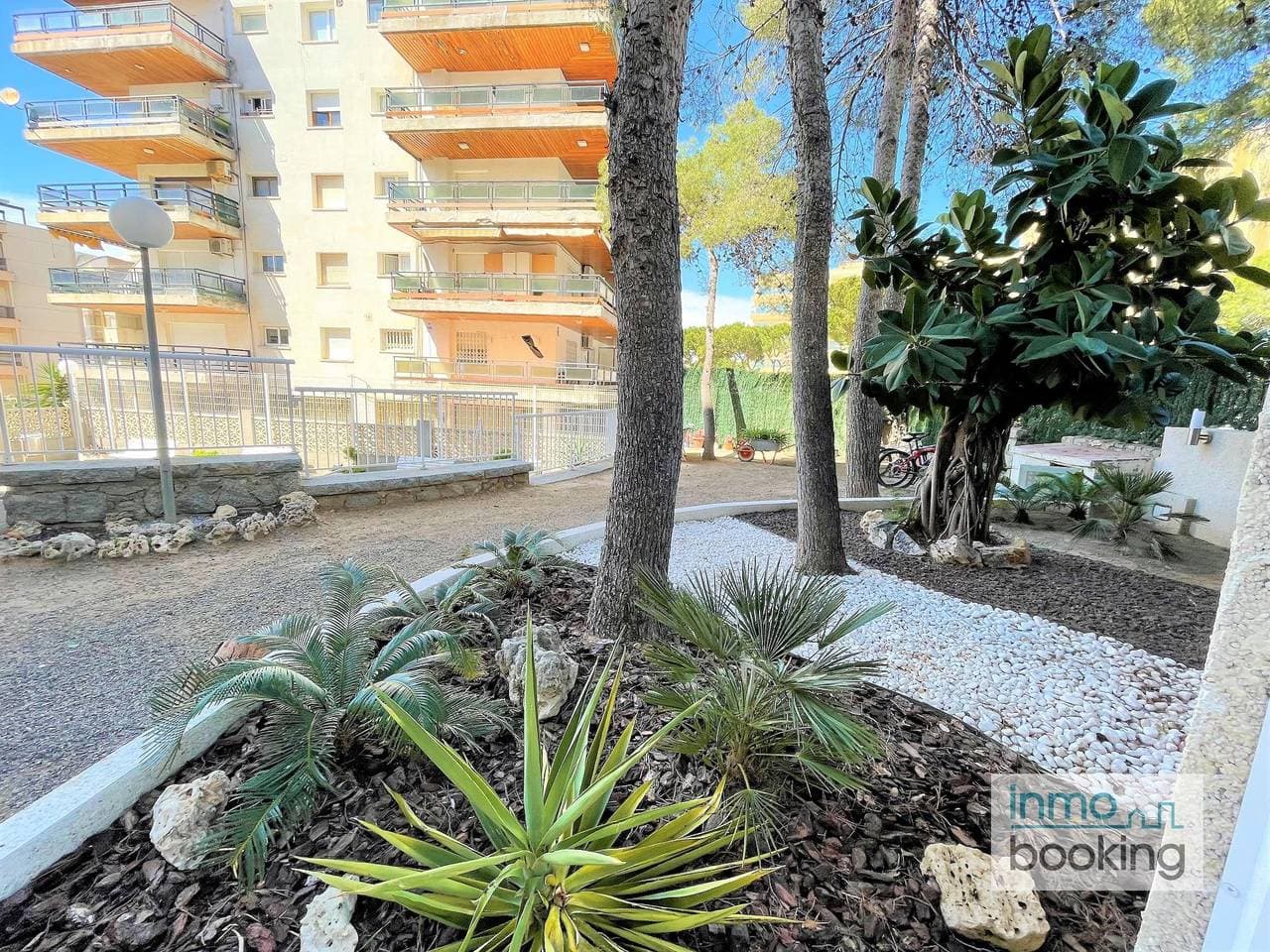 Foto 8 von 48: Ferienwohnung für 4 Personen mit Pool