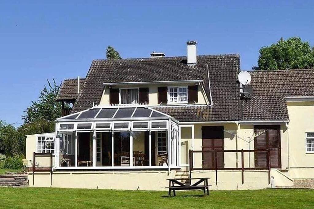 Foto 6 von 41: Six-Bedroom House