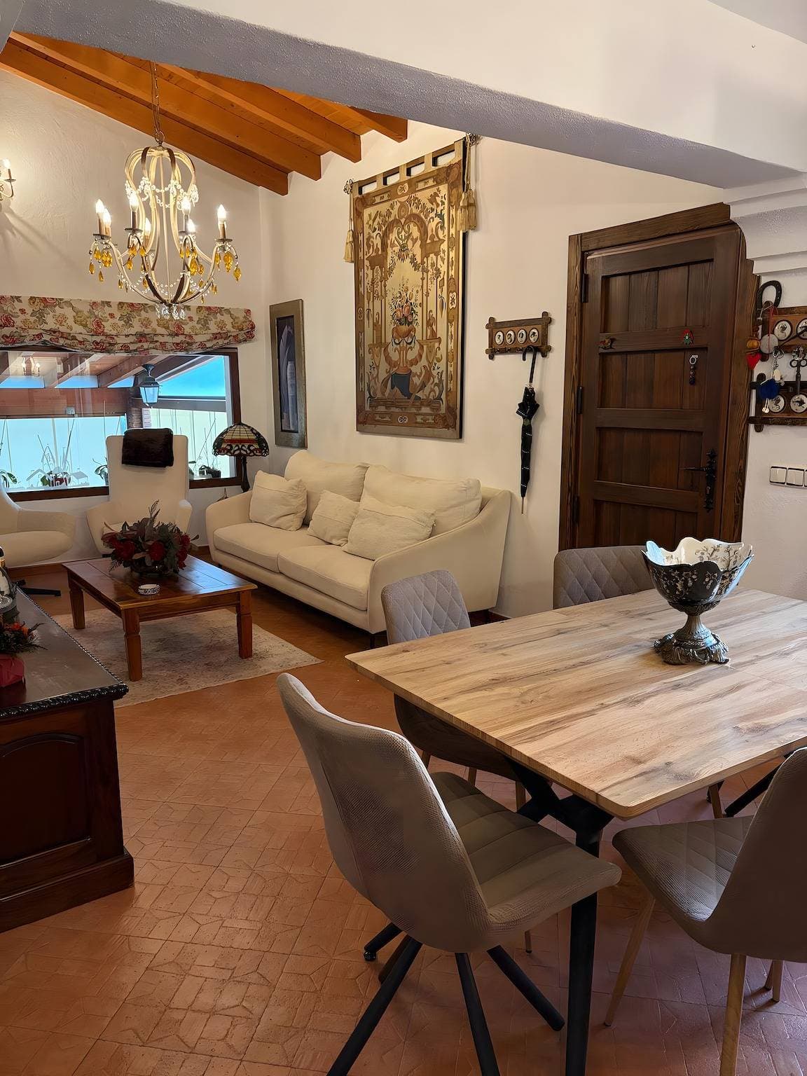 Foto 7 von 39: Villa „Mari Prestige“ mit Meerblick, WLAN und Klimaanlage