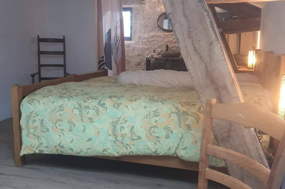 Foto 2 von 26: Gästezimmer D’ô mit Gemeinschaftspool, WLAN und Klimaanlage
