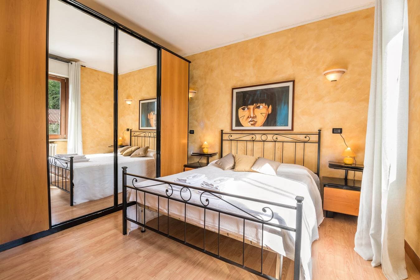 Foto 13 von 33: Ferienwohnung mit Seeblick, Pool, WLAN & Terrasse