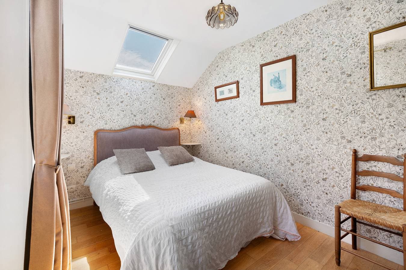 Foto 5 von 29: Bed & Breakfast 'Les Soliers - La Tourelle' mit Balkon und WLAN