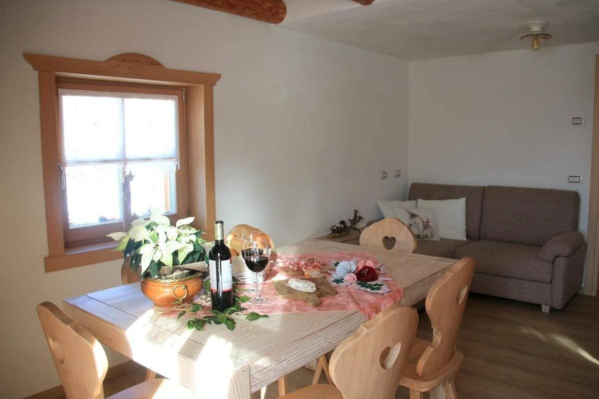 Foto 4 von 16: Three-Bedroom Chalet