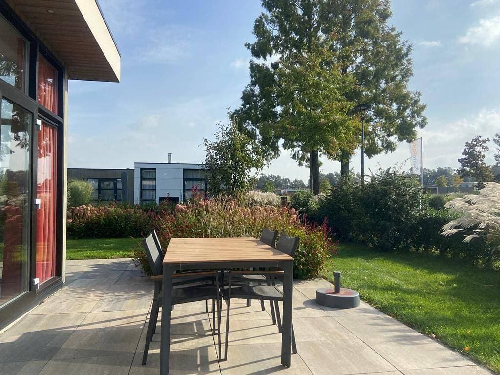 Foto 2 von 12: Freistehendes StaySmart Chalet 16c mit Garten, Terrasse & Parkplatz