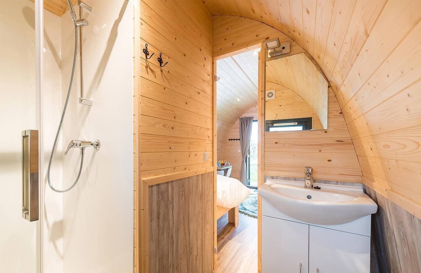 Foto 4 von 6: Chalet für 2 Personen mit Balkon/Terrasse