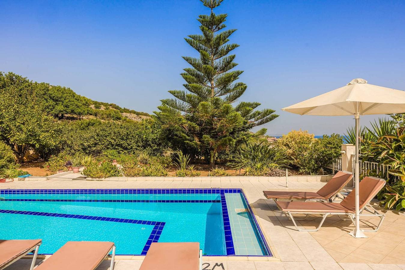 Foto 4 von 35: Villa für 6 Personen mit Terrasse