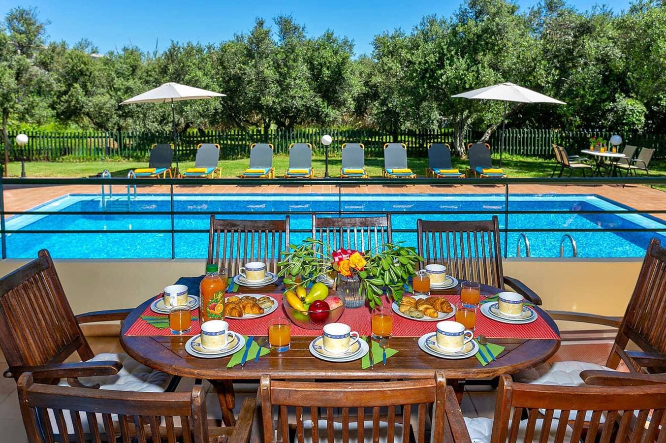Foto 4 von 28: Villa Ilos by Villa Plus