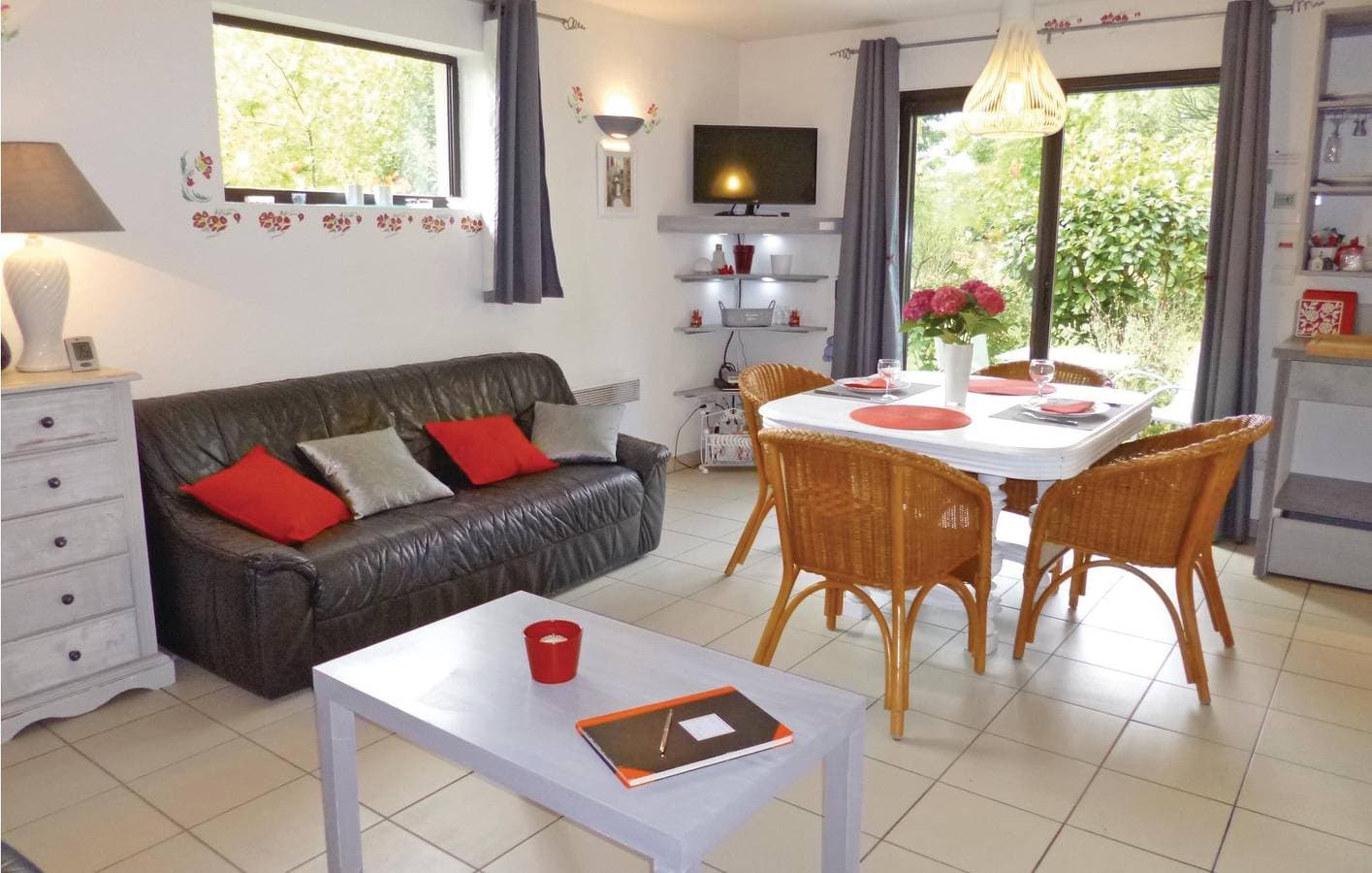 Foto 4 von 27: Gemütliche Gartenwohnung in der Nähe des Stadtzentrums mit TV und Parkplatz