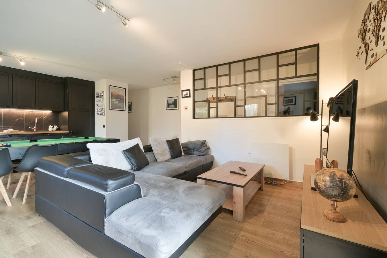 Foto 4 von 24: Appartement „Annecy Garden Spa Billard“ mit privater Terrasse, Garten und WLAN