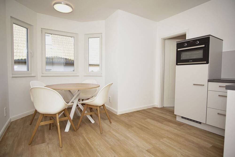 Foto 13 von 19: Ferienwohnung mit Terrasse in ruhiger Lage - Haus Südperd FeWo Dünenrose - Haus