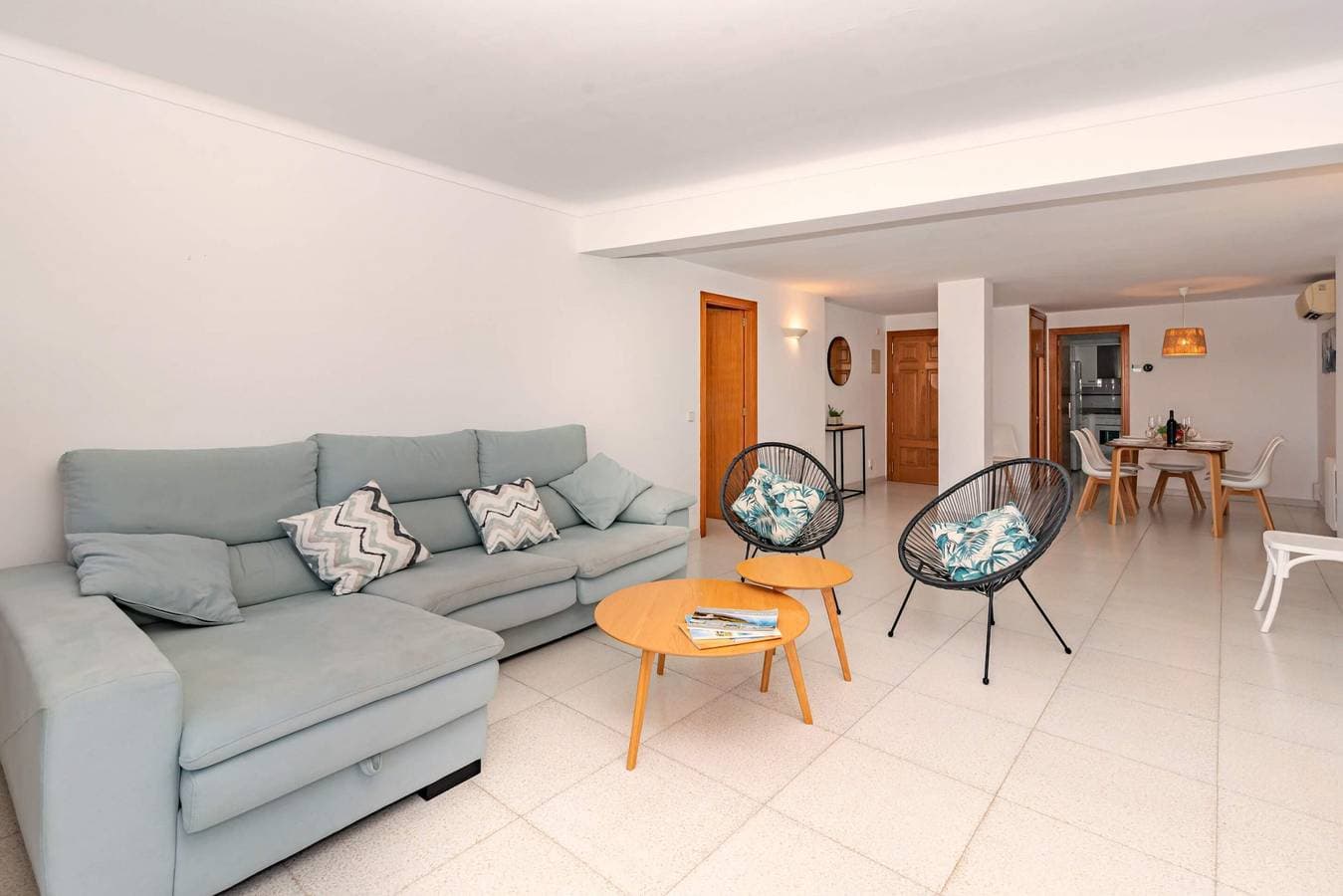 Foto 4 von 29: Vora Mar Beachfront Apartment