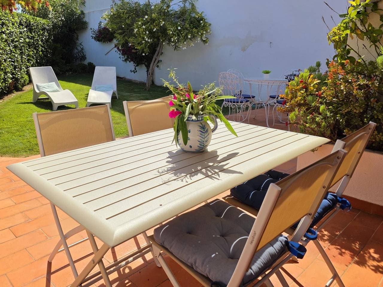 Foto 9 von 40: Ferienwohnung für 6 Personen mit Garten