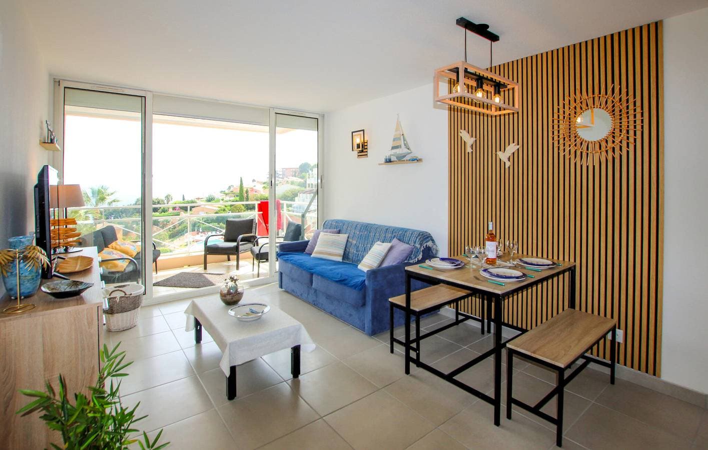 Foto 4 von 20: Ferienwohnung mit Meerblick, Pool und Terrasse, in der Nähe der Plage du Château