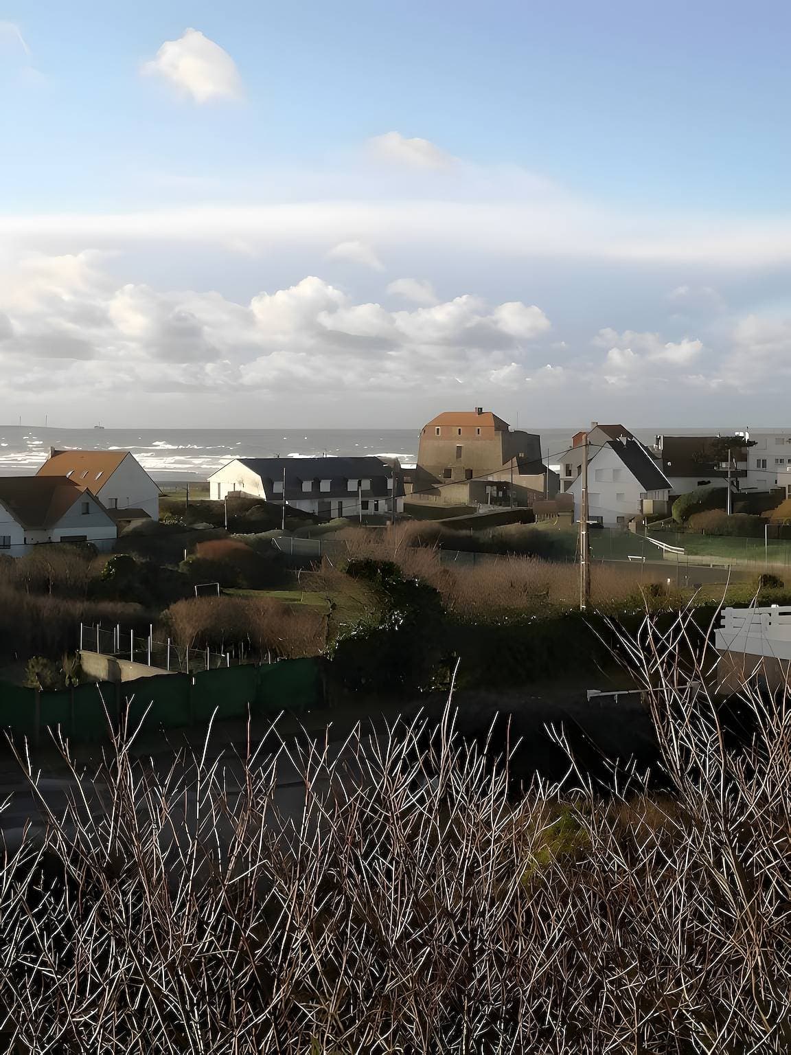 Foto 8 von 26: Gästezimmer „La Coccinelle Des Cap - Taupe Zen“ mit Meerblick, privater Terrasse & WLAN