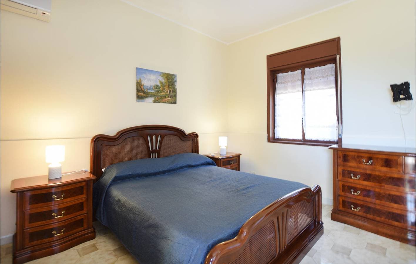 Foto 5 von 16: Gemütliches Apartment mit AC, Terrasse und Parkplatz, 1,5 km zum Stadtzentrum
