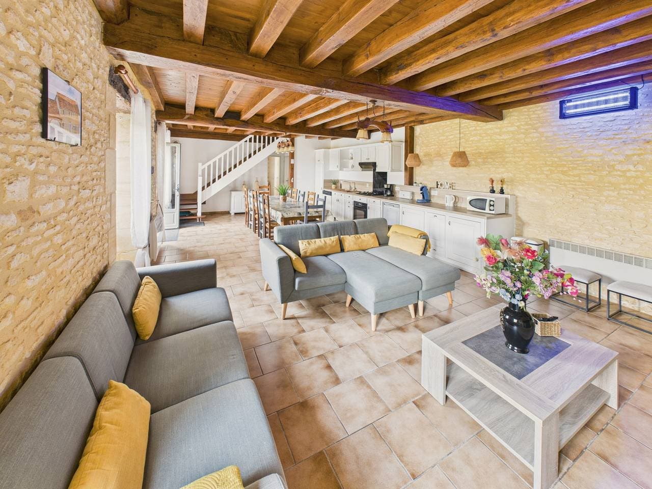 Foto 8 von 26: Joli gîte pour 12 avec jardin et terrasse
