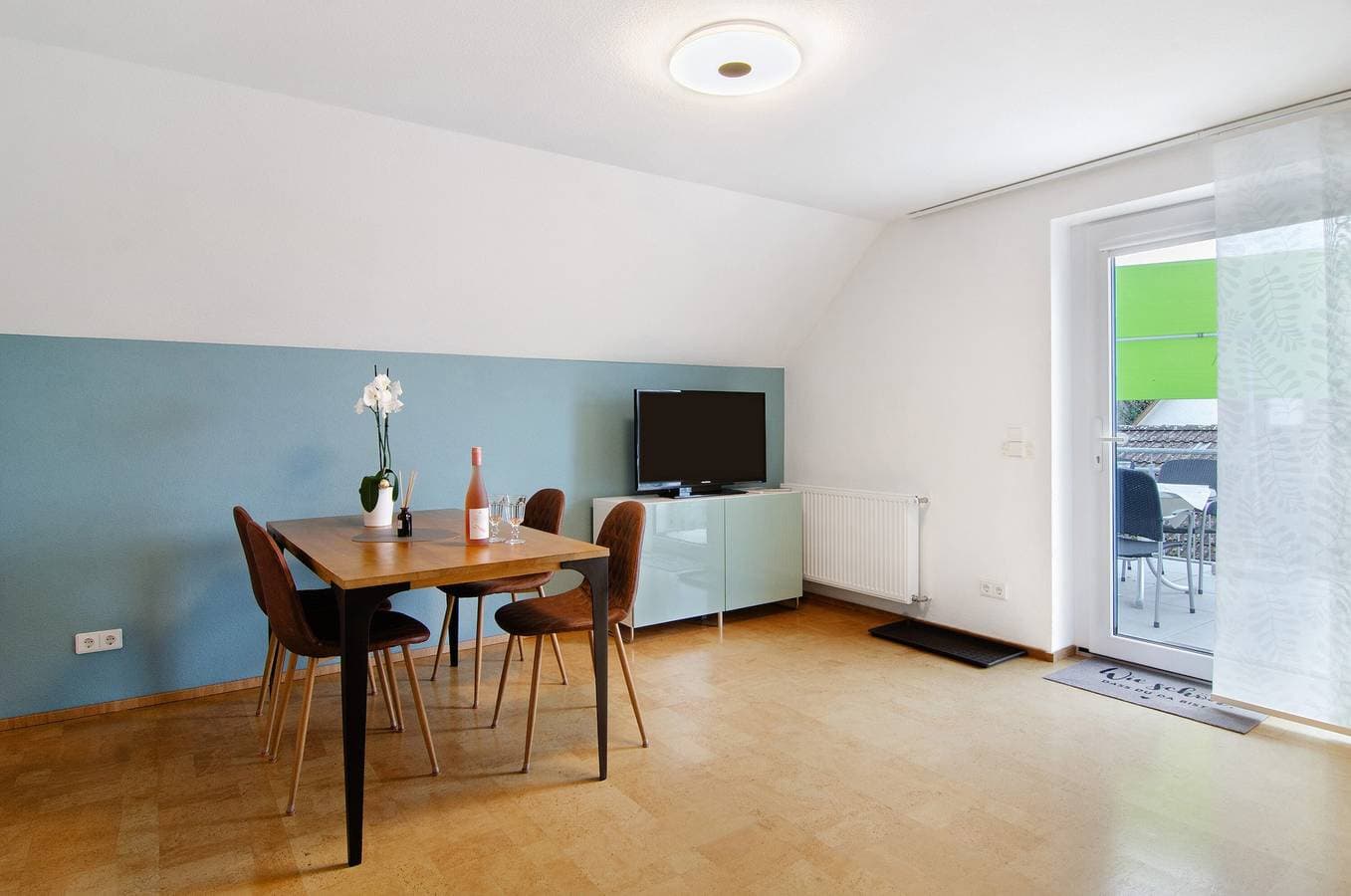 Foto 8 von 28: Ferienwohnung 'Fewo Walk' mit Balkon und WLAN