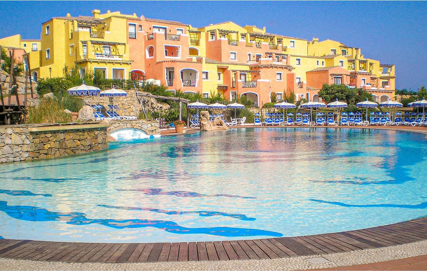 Foto 8 von 18: Poolside Retreat mit Küche & Strand in der Nähe