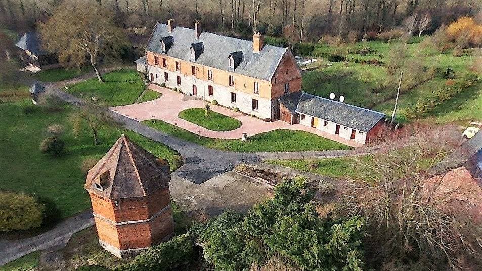 Gîtes de France® - Le Manoir de Tessy 1