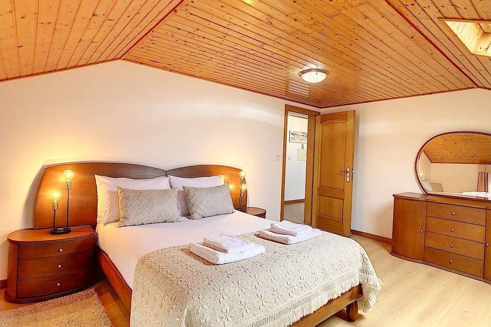 Foto 4 von 30: Casa Leão de Ouro by LovelyStay