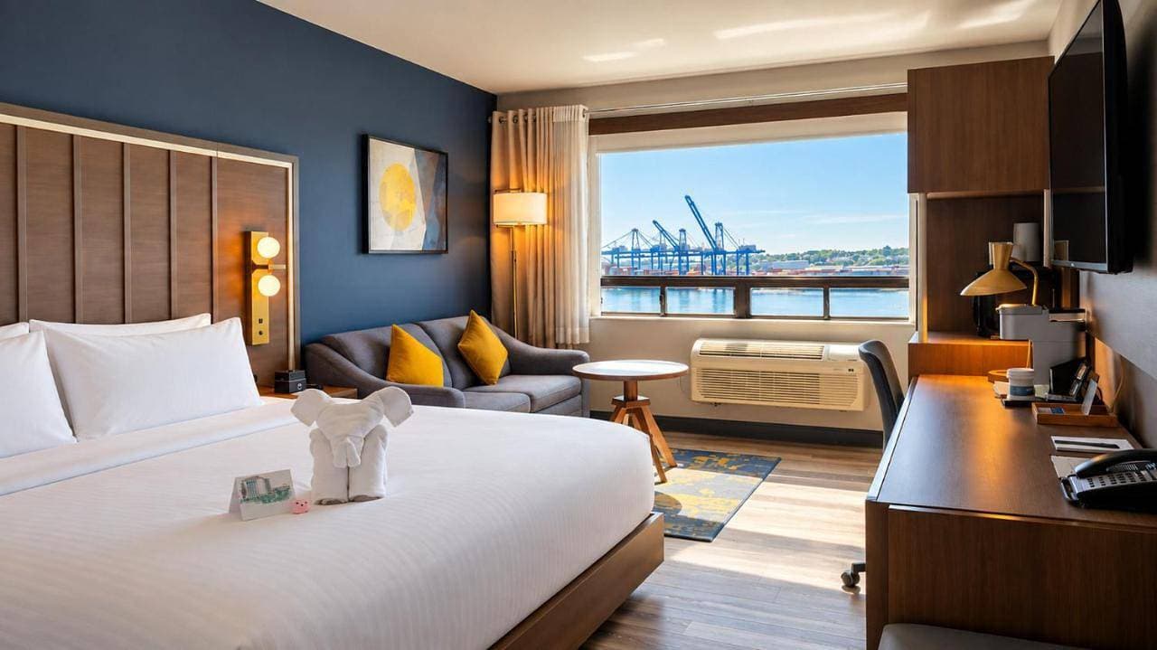 Foto 10 von 10: Premium King Room with Sofa Bed - Harbour View