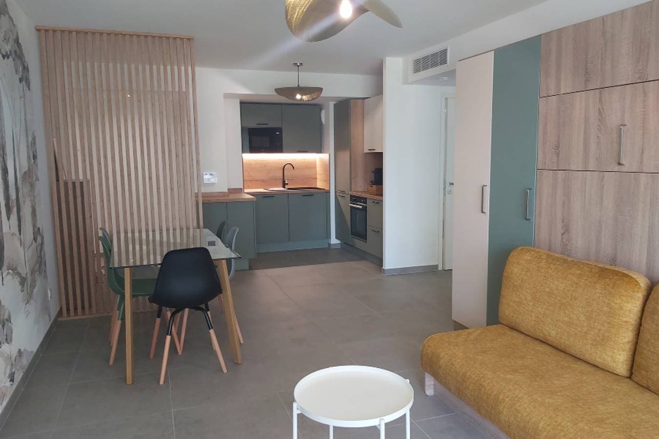 Foto 3 von 13: Ferienwohnung für 5 Personen mit Terrasse