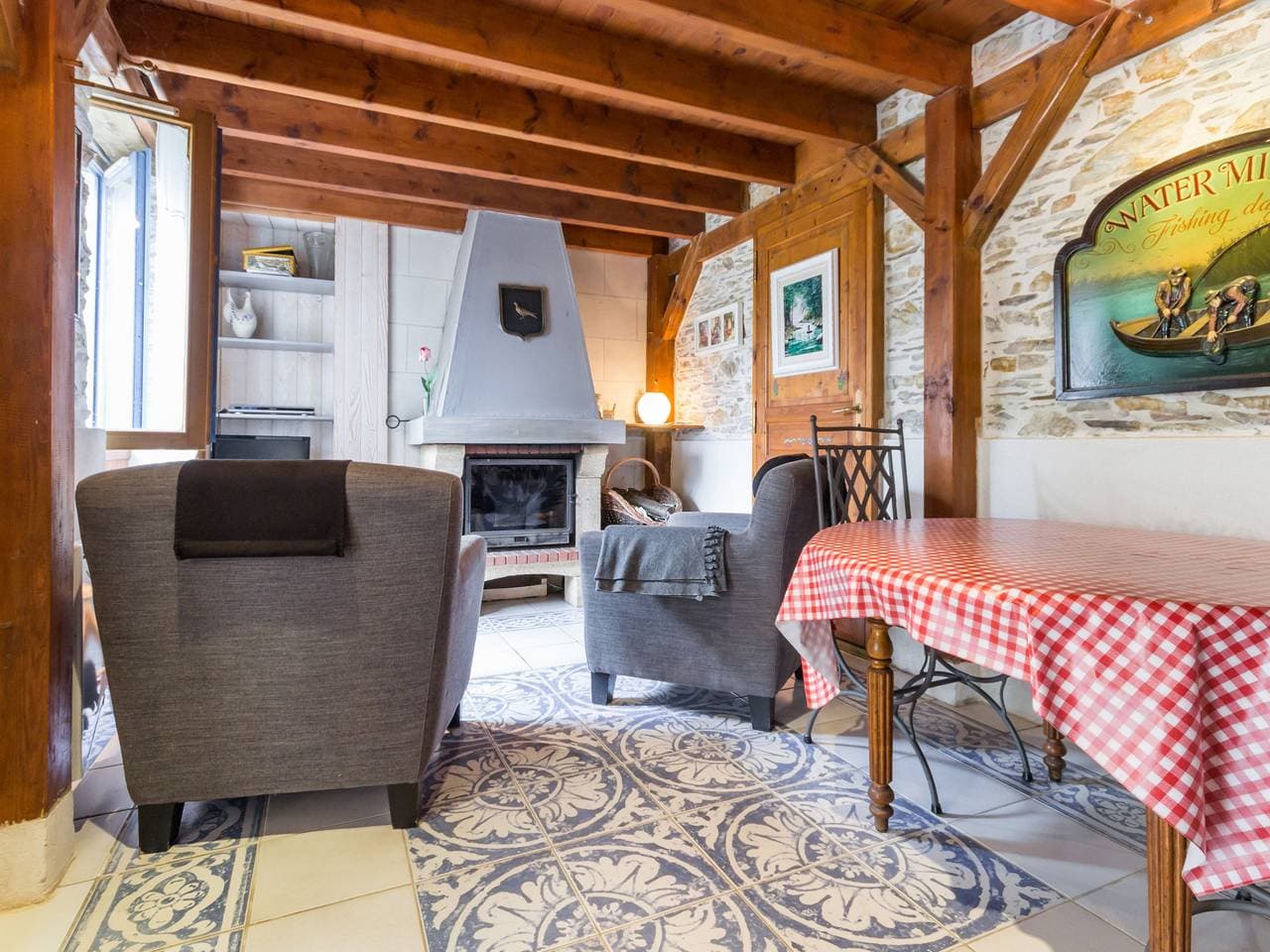 Foto 9 von 21: Ferienhaus am See mit eingezäuntem Garten, Kamin und WLAN in Joué-sur-Erdre