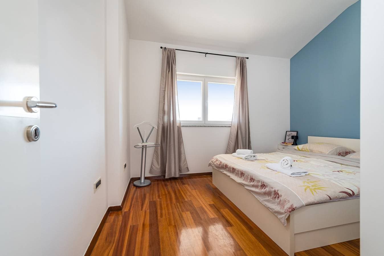 Foto 11 von 17: 2-Zimmer-Ferienwohnung mit Balkon und Meerblick Biograd na Moru, Biograd -a