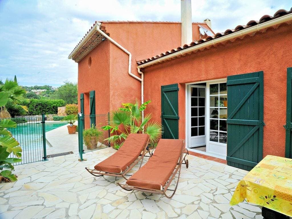 Foto 12 von 39: Villa in Carqueiranne mit Schwimmbecken