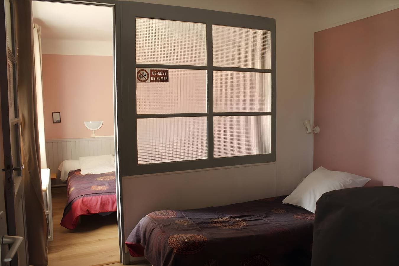 Foto 8 von 18: Ferienhaus 'Chambre Pour 3 Au RDChaussée' mit Bergblick, Gemeinschaftsterrasse & WLAN