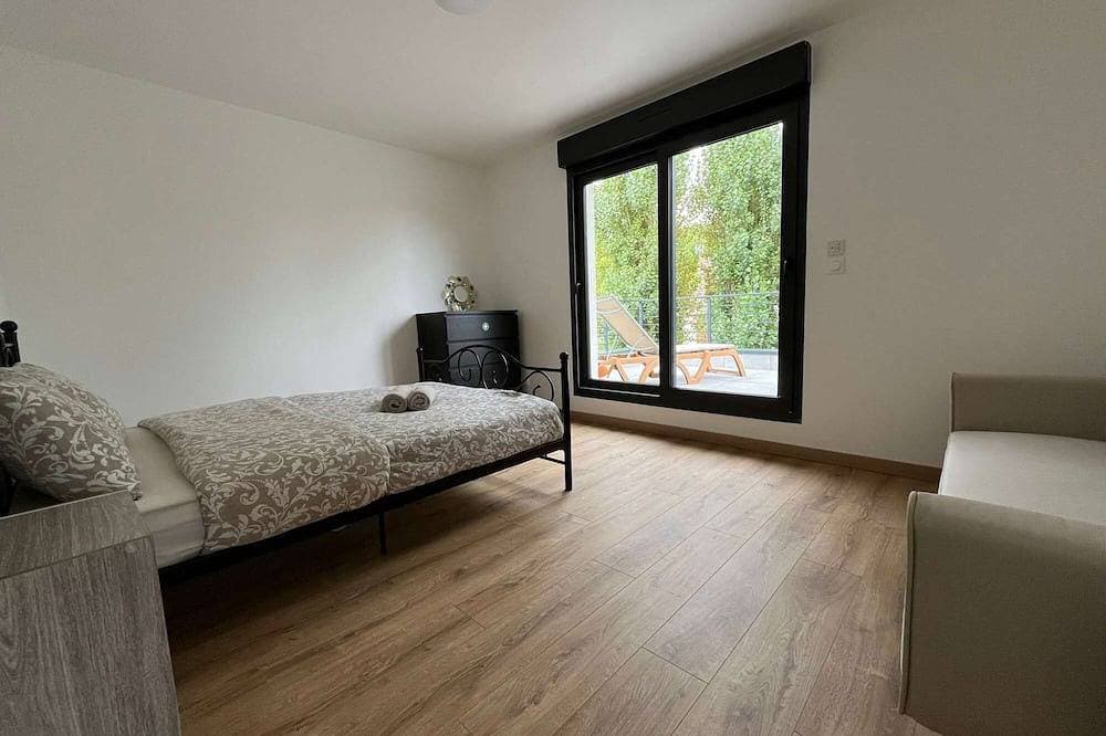Foto 9 von 26: \"Villa Lom: 800m from the beach