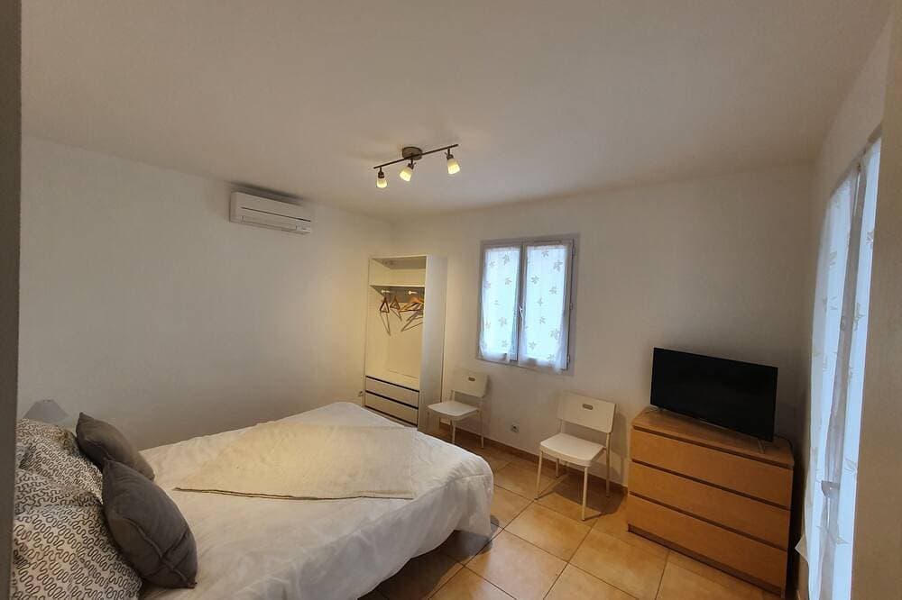 Foto 6 von 17: Air-conditioned villa with swimming pool Pets welcome