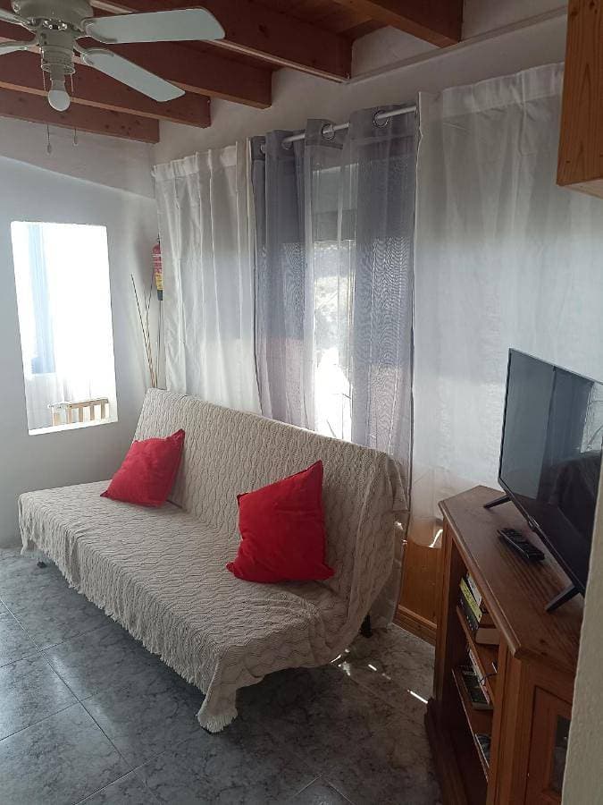 Foto 2 von 24: Two-Bedroom Apartment