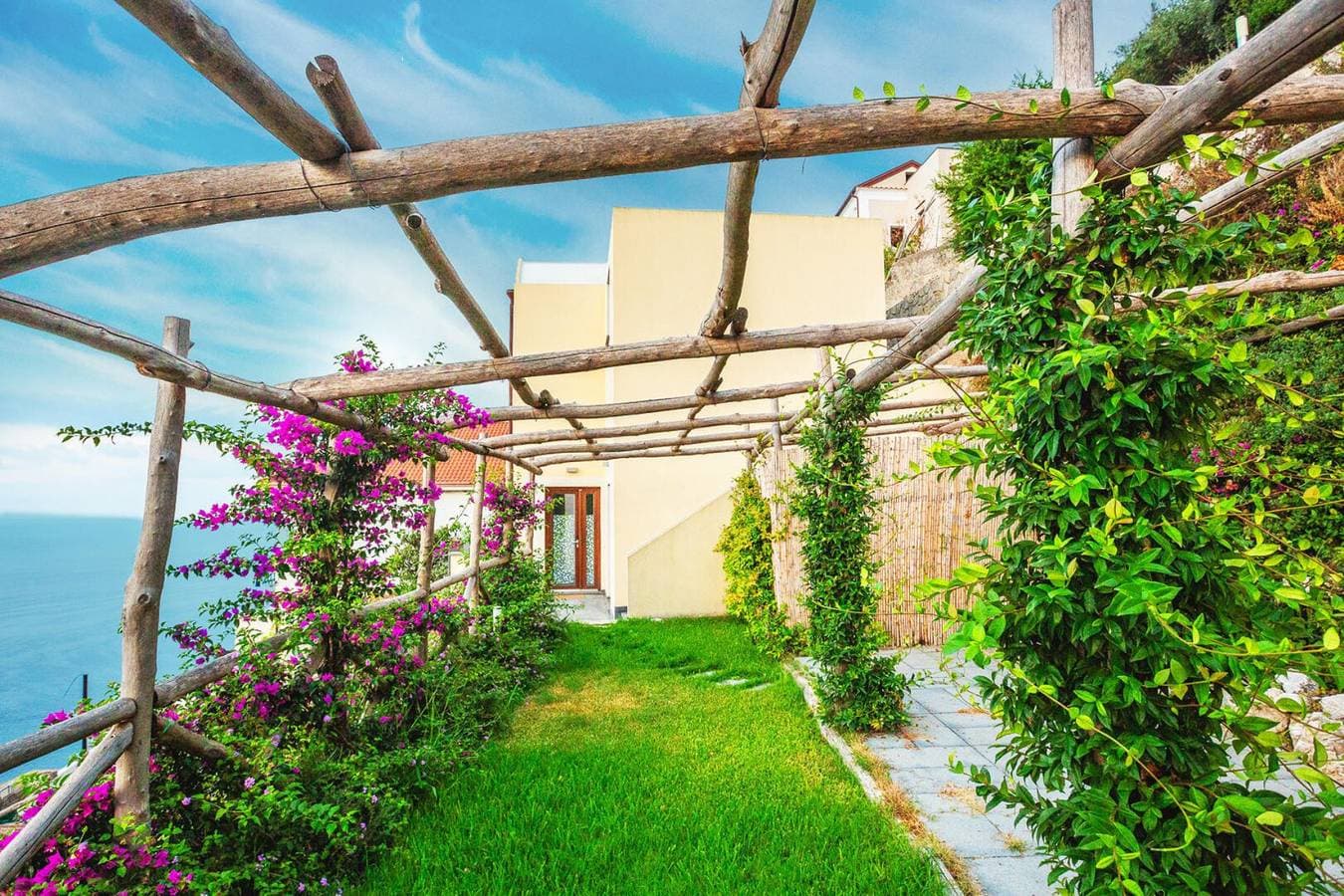 Foto 2 von 65: Villa am Meer mit Garage und Terrasse, 2 km zum Strand von Castiglione