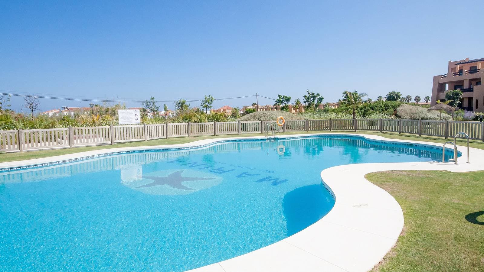 Foto 2 von 23: Casares Beach 412