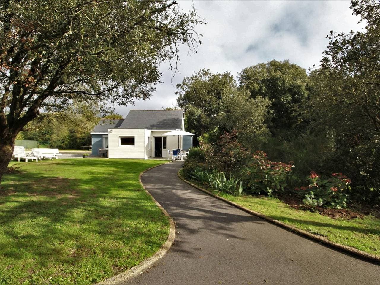 Foto 12 von 17: Gîte avec Terrasse Privative à 800m des Plages - 2 Chambres, Local à Vélos, Équipements Bébé