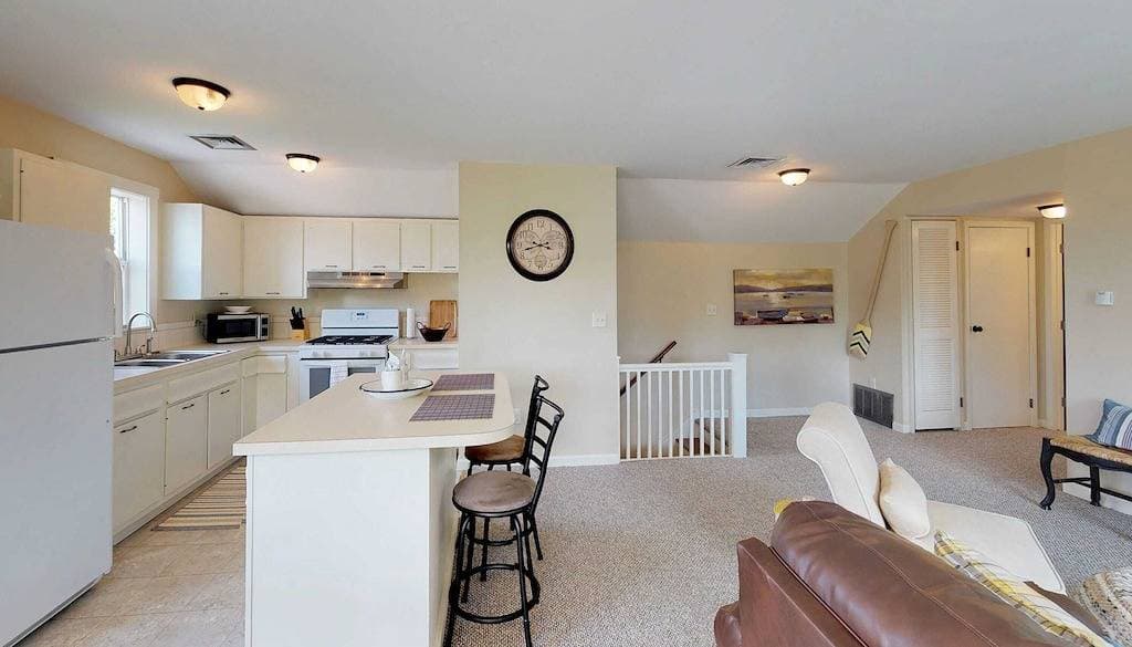 Foto 4 von 35: 1 Bdrm Pet friendly Rental/ Walkable to Village