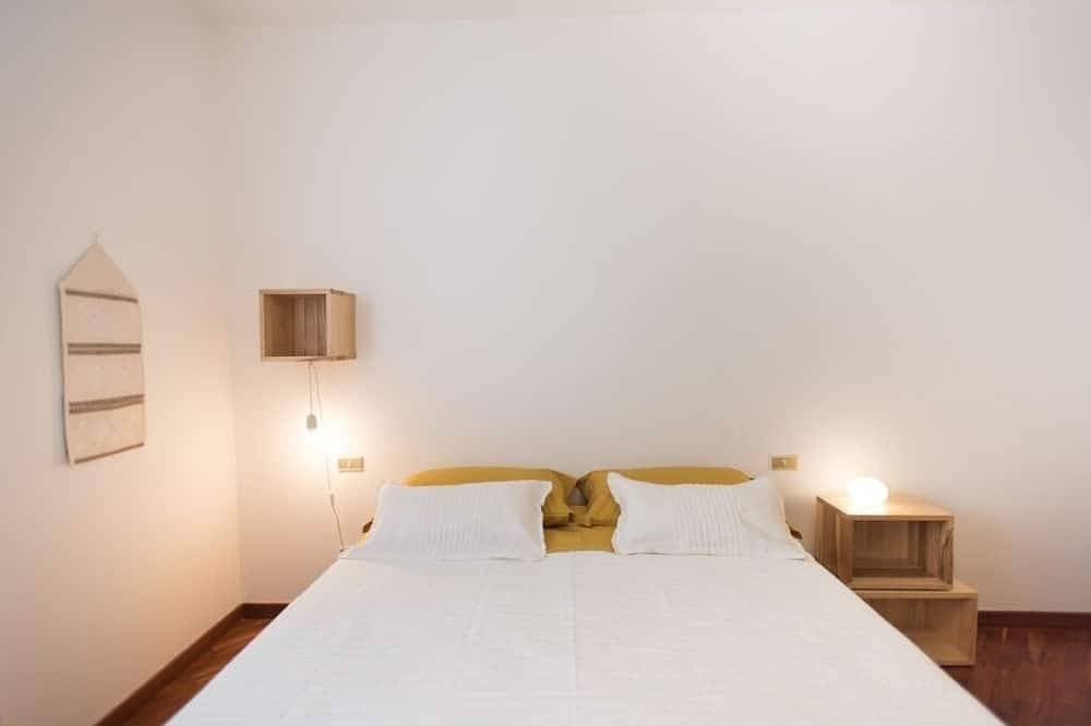 Foto 4 von 24: Stunning sea view attic