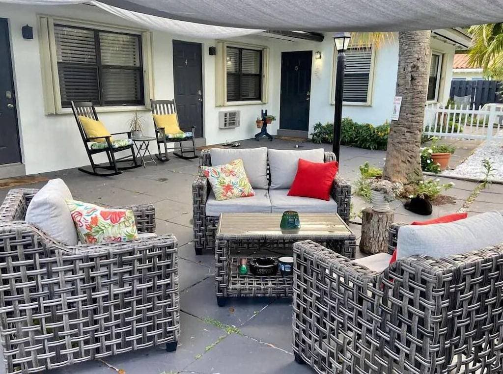 Foto 10 von 25: Studio on Pompano Beach two blocks from the Ocean