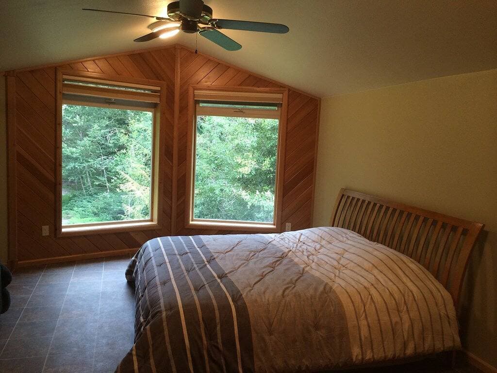 Foto 11 von 25: Einzigartiges Haus in Willard, Wa. 40 Morgen, 50 Meter von Little White Salmon River