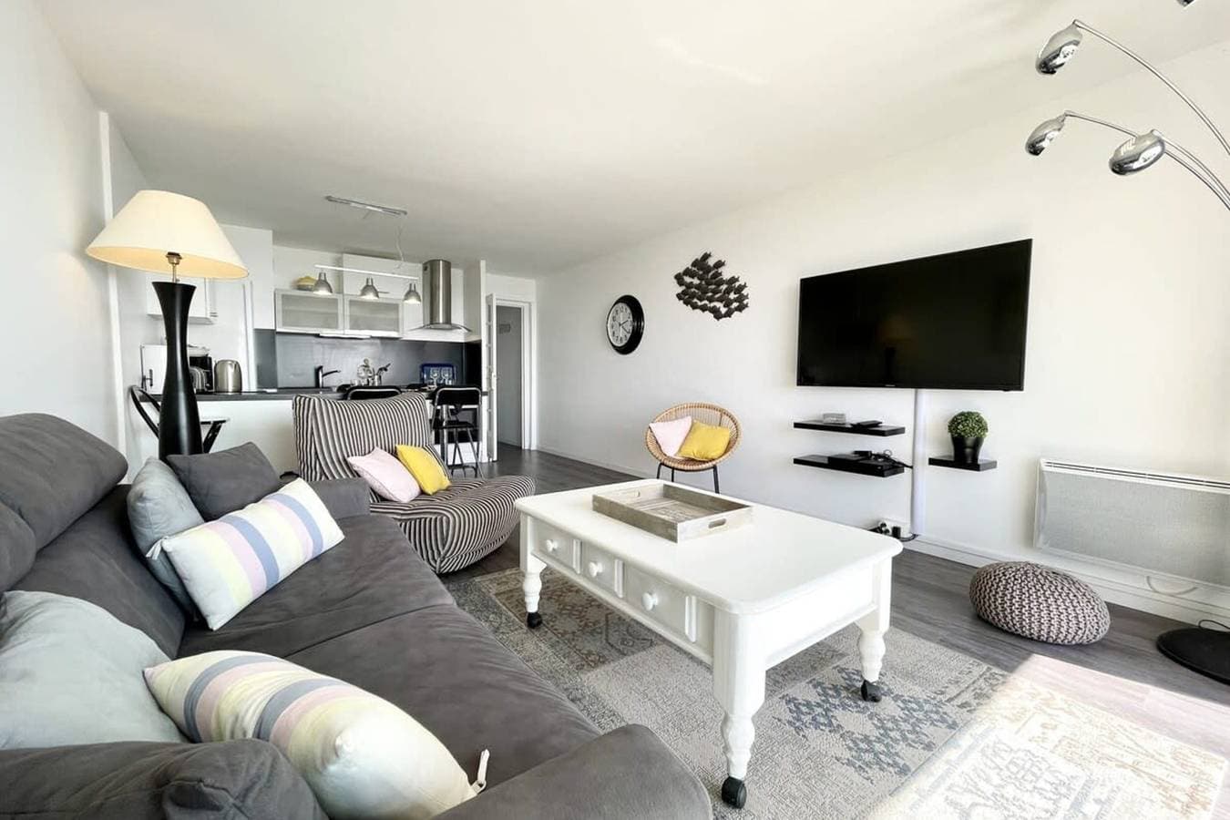 Foto 10 von 34: Ferienwohnung für 4 Personen mit Pool