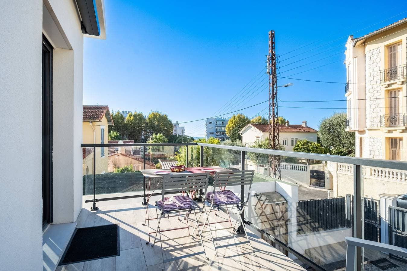 Foto 9 von 23: Apartment 'T3 Cros De Cagnes Bord De Plage' mit privater Terrasse, WLAN und Klimaanlage