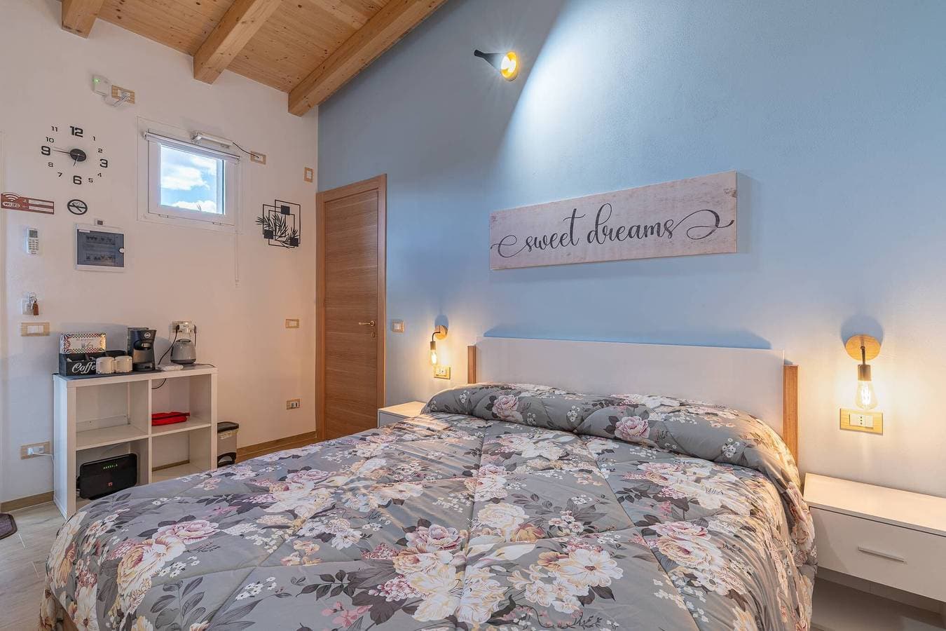 Foto 5 von 24: Zimmer 'Baglio Netino - Valentina' mit Meerblick, WLAN und Klimaanlage