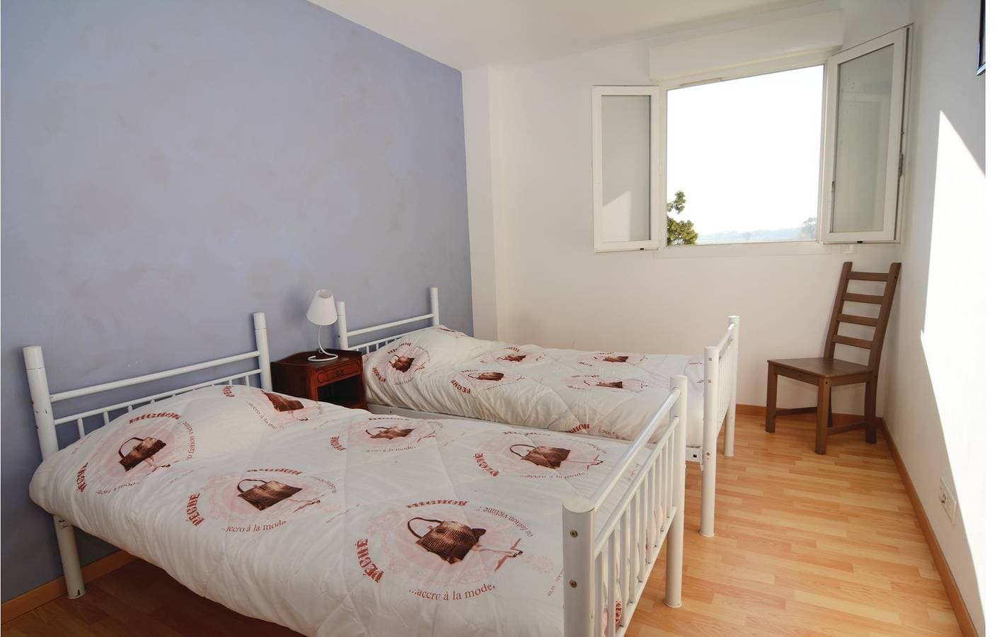 Foto 9 von 40: Rhone-Side Wohnung: AC, Pool, Parkplatz & WiFi!