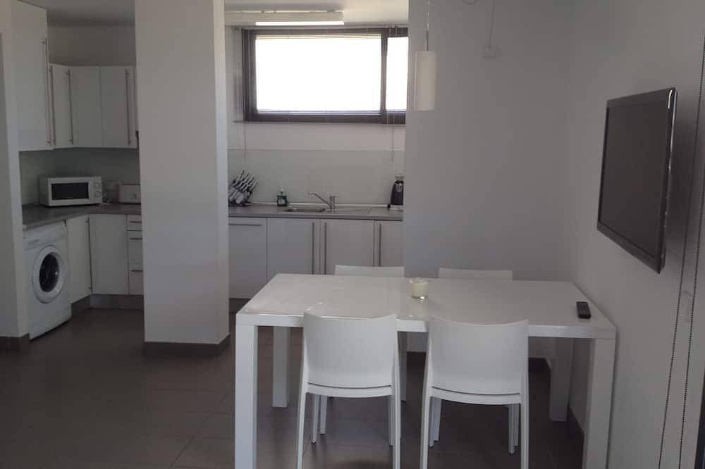 Foto 8 von 18: Erdgeschoss mit herrlichem Meerblick und eigener Terrasse, Gemeinschaftspool