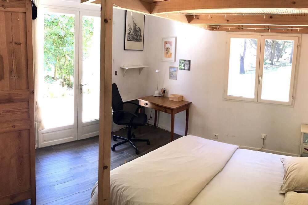 Foto 4 von 28: \"Villa Casabel, spacious and quiet with swimming pool