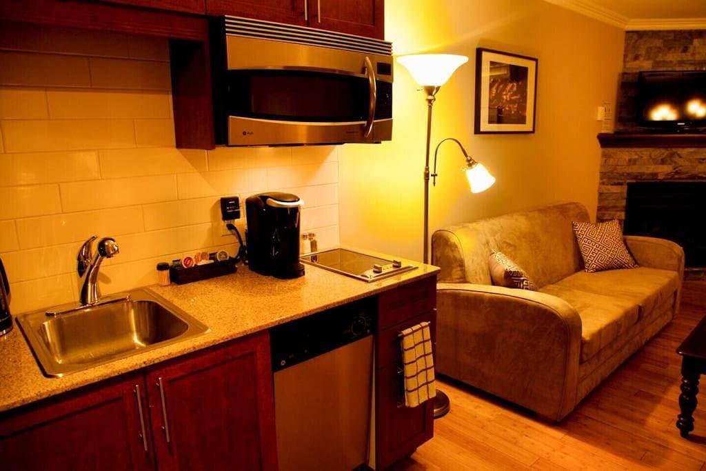 Foto 4 von 45: St-Sauveur Schönes Studio mit Kingsize-Bett
