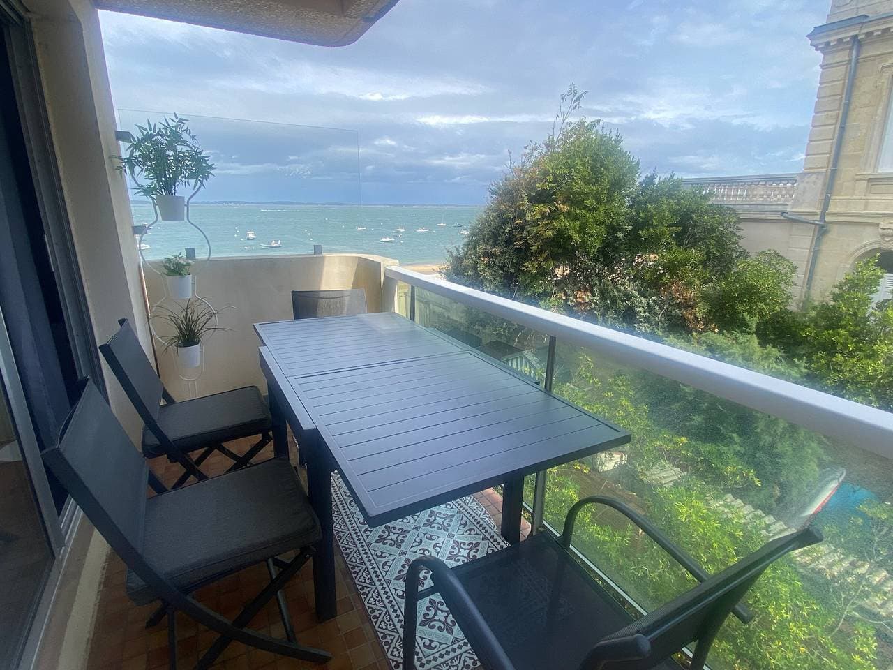 Studio in Arcachon mit Meerblick, direktem Strandzugang und sicherem Parkplatz 1