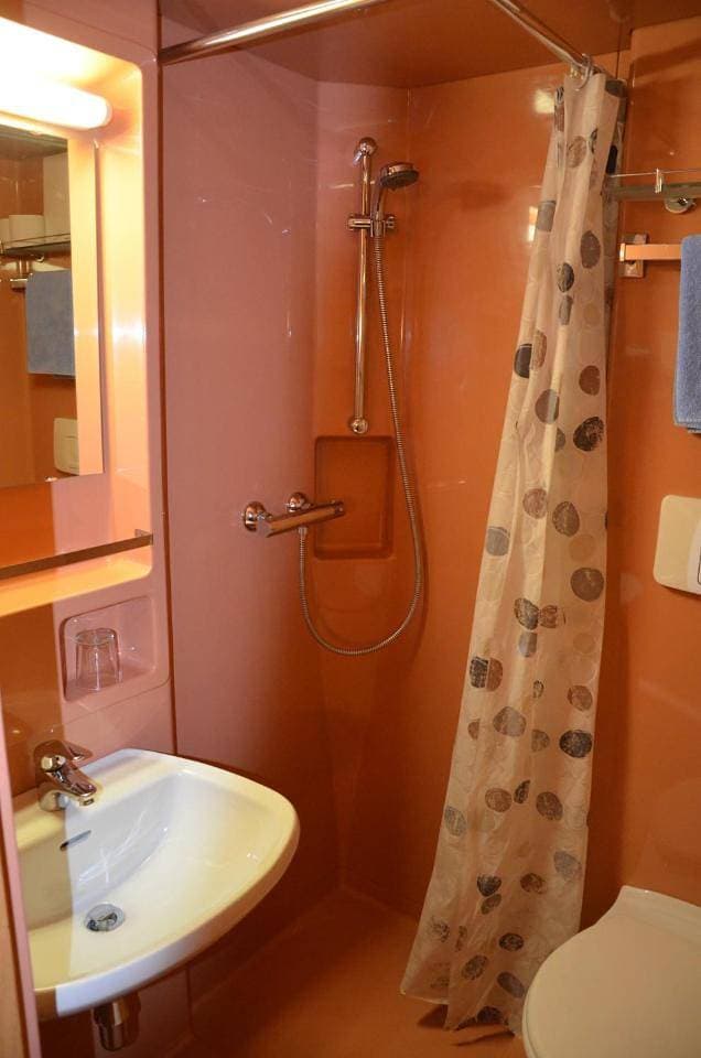 Foto 7 von 7: Budget Double Room 08